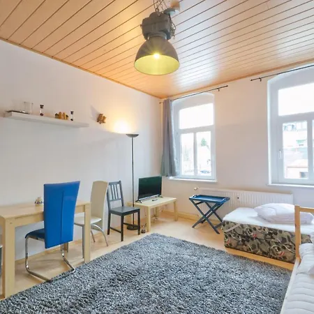 Ef29-zimmer Am Busbahnhof *