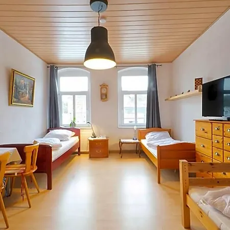 Ef29-zimmer Am Busbahnhof Auberge de jeunesse